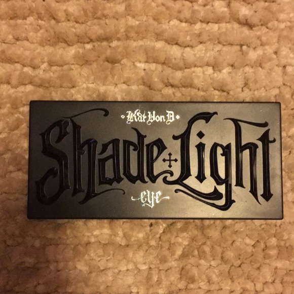 Kat Von D Other - Kat Von D Shade + Light Eye Palette